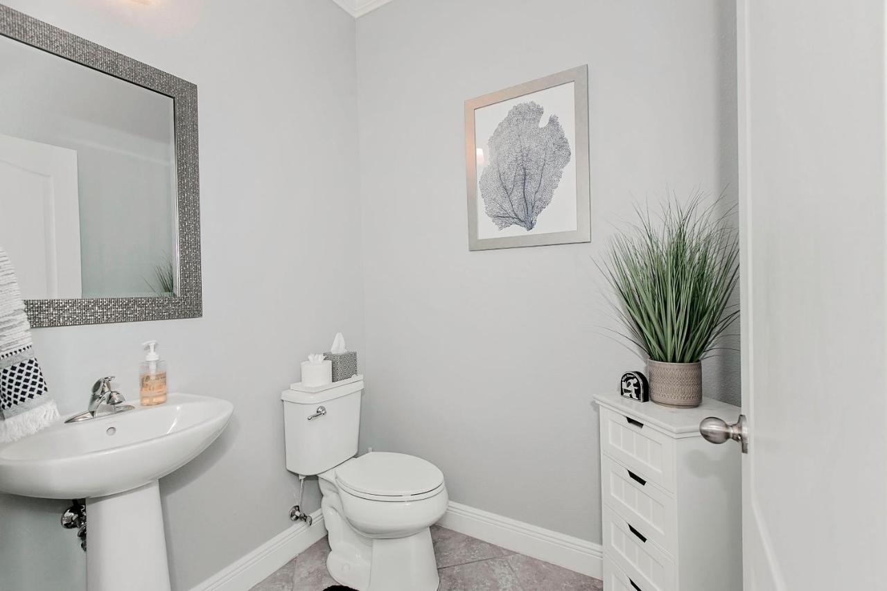 Spacious 4 bedroom home in Sanford/Orlando! Buitenkant foto