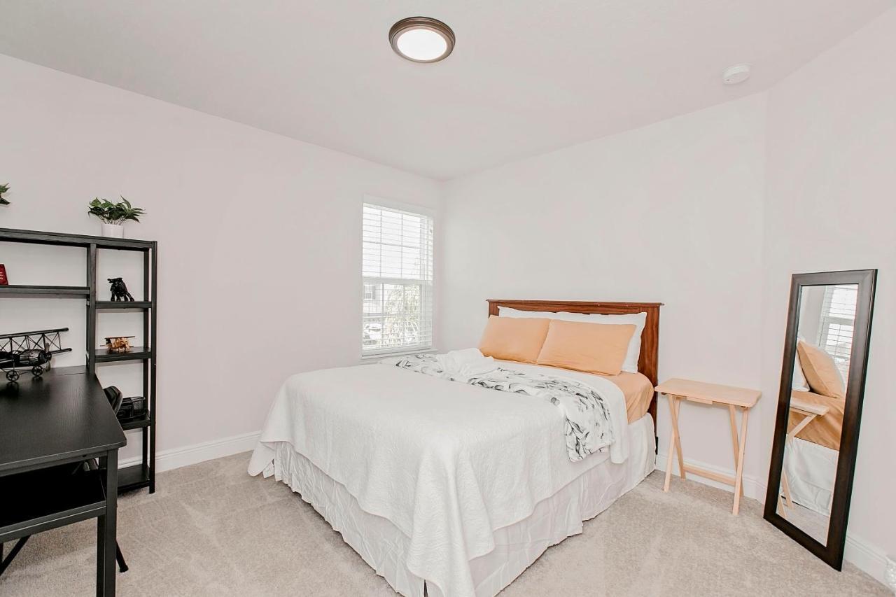 Spacious 4 bedroom home in Sanford/Orlando! Buitenkant foto